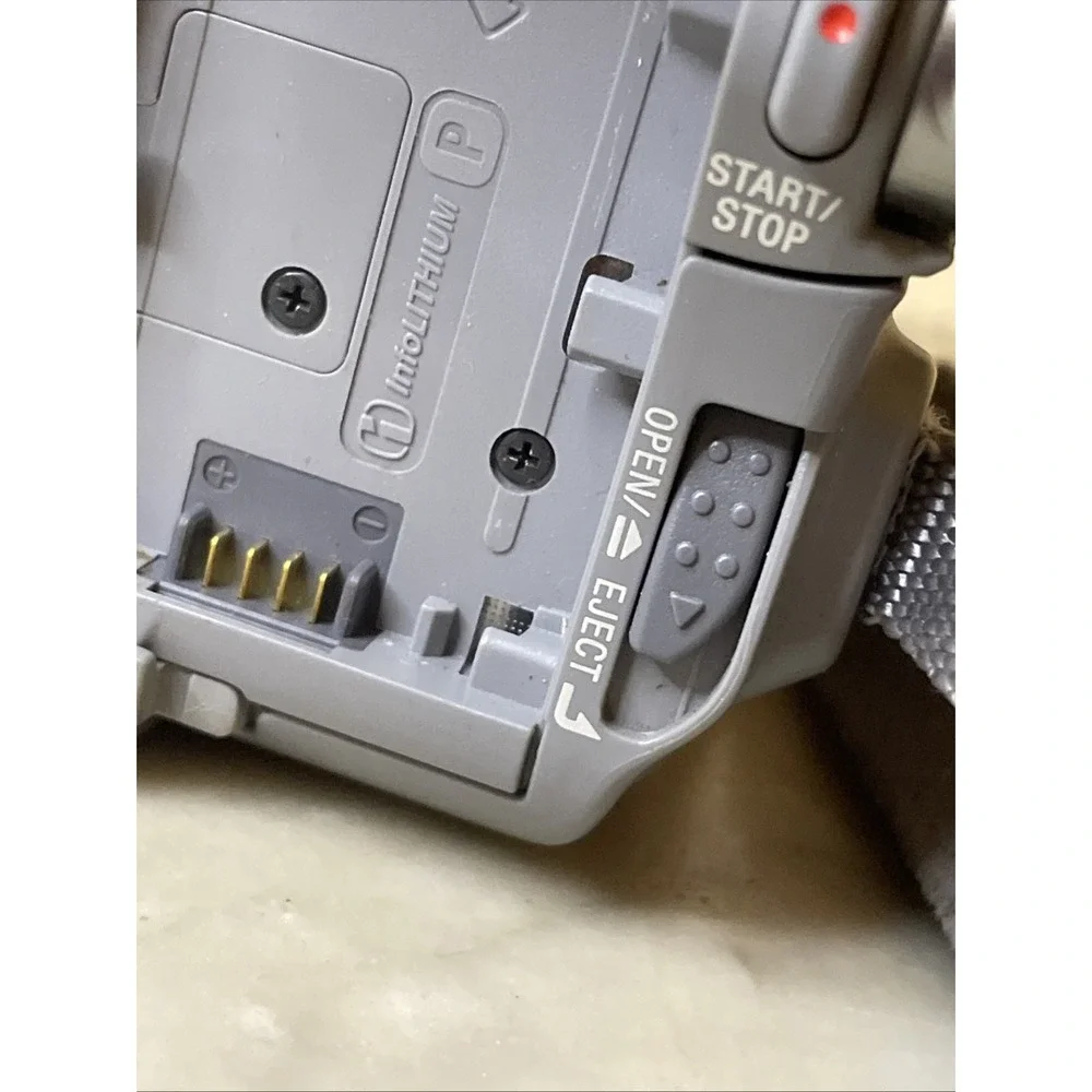 Sony Handycam DCR-HC20 MiniDV Camcorder Silver and Battery Untested